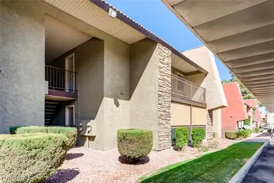 5229 Indian River Drive 240 