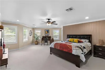5627 Spanish Valor Road Bedroom
