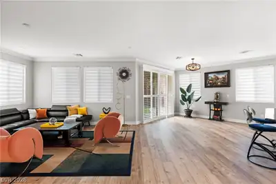5627 Spanish Valor Road Living Room