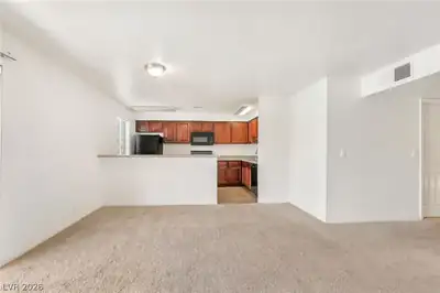 5300 Indian River Drive 258 Living Room
