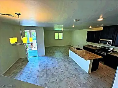825 Spring Estates Avenue, North Las Vegas, NV 89086 Kitchen