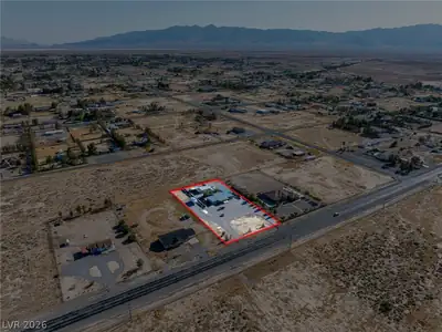 1611 East Gamebird Road Aerial View