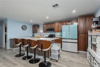 330 Sir Richard East Drive Kitchen