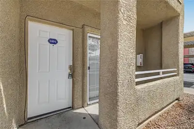 4730 CRAIG Road 1091 Entry
