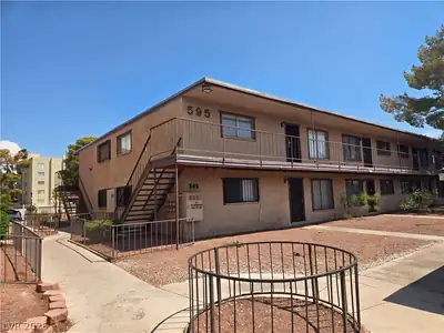 595 ROYAL CREST 19, Las Vegas