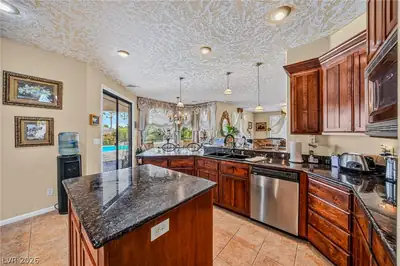 2201 Winery Road, Pahrump, NV 89048 Kitchen