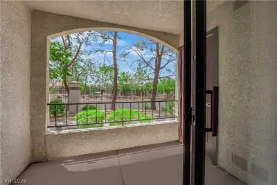 950 Seven Hills Drive 313 Patio