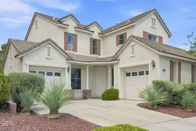 10464 Calico Pines Avenue Las Vegas, NV 89135