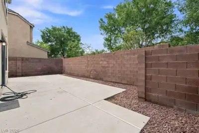 10464 Calico Pines Avenue, Las Vegas, NV 89135 Patio