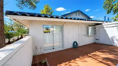 2140 Petersham Court B, Las Vegas