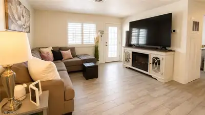 2140 Petersham Court B 