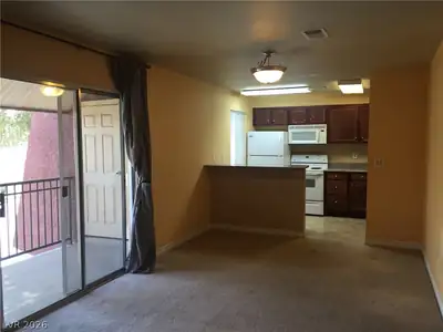 5499 INDIAN RIVER Drive 362 Living Room