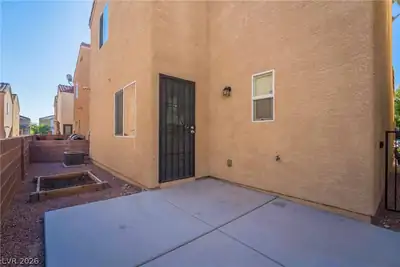 9232 NERONE Avenue Patio