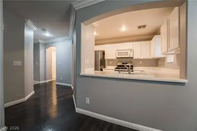 9232 NERONE Avenue Entrance Foyer