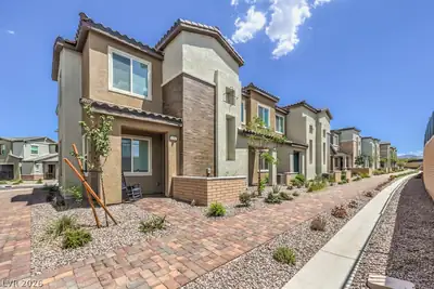 172 Freeport View Place, Henderson