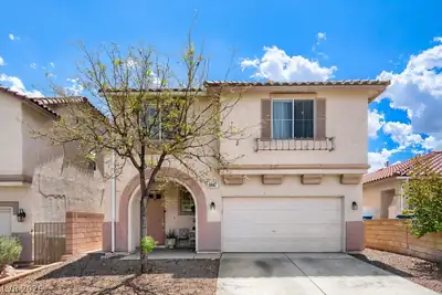 8447 Montefino Court, Las Vegas, NV 89117 Front of Structure