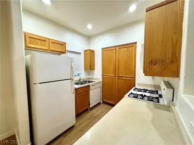 1420 RED CREST Lane Lane 101 Kitchen