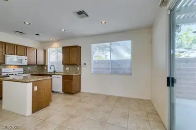 7921 Home Light Street Dining Area