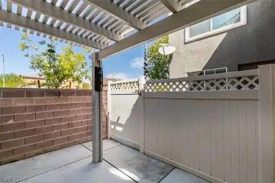 7921 Home Light Street Patio
