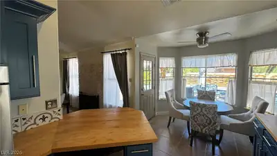 8212 Arch Bay Lane Dining Area