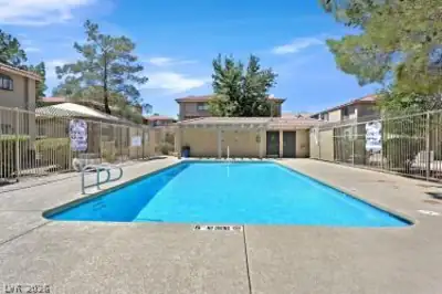 7200 West PIRATES COVE Road 2060 Pool