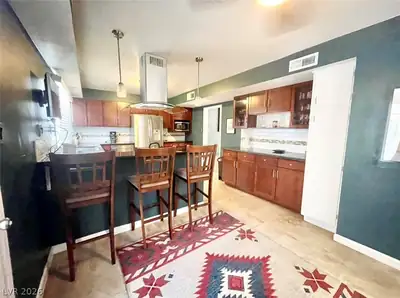 1332 5th Place, Las Vegas, NV 89104 Kitchen
