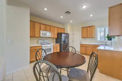 2921 Ivorybill Way, North Las Vegas, NV 89084 Kitchen