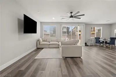 1185 Dre Harbor Place Living Room