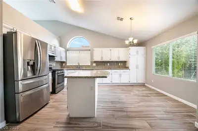 2545 New Morning Avenue, Henderson, NV 89052 Kitchen