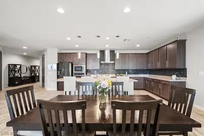 6320 Regina Ridge Street, Las Vegas, NV 89149 Dining Area