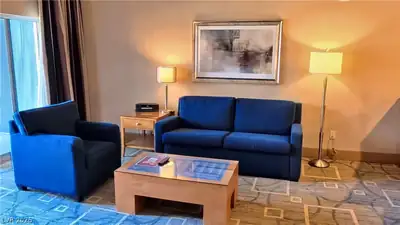 211 East Flamingo Road 817 Living Room