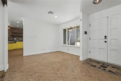 1888 East Viking Road Entrance Foyer