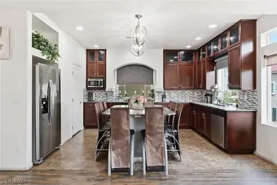 6414 Jackson Spring Road, Las Vegas, NV 89118 Kitchen