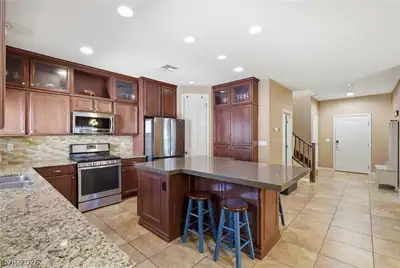 3141 Valadon Avenue, Henderson, NV 89044 Kitchen