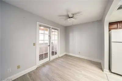 3411 Sunfish Drive B Dining Area