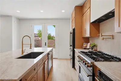 2344 Kenneth Avenue Kitchen