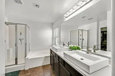 10140 Iron Wood Peak Avenue Primary Bathroom