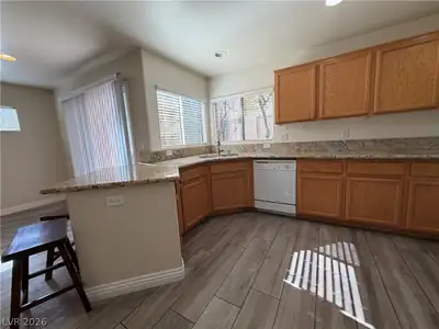 10381 Coyote Cub Avenue, Las Vegas, NV 89129 Kitchen