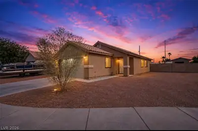 2045 Garnet Gable Avenue, Las Vegas