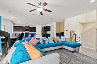 809 Maybole Avenue Living Room