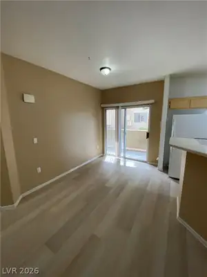 1881 West Alexander Road 1011 Living Room