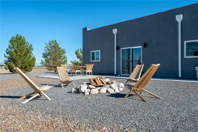 4080 Magnet Road Patio
