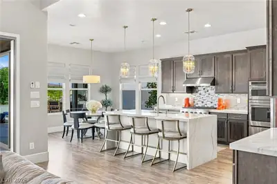 12448 Claymore Highland Avenue Kitchen