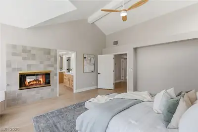 9725 Cascade Falls Avenue Bedroom