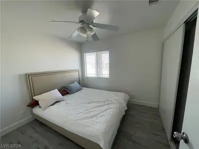 1521 Linnbaker Lane 203 Bedroom