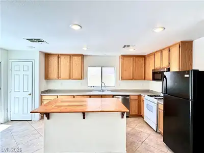 11588 Vesuvio Court Kitchen