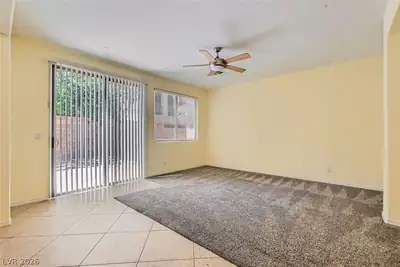 497 VIA STRETTO Avenue Living Room