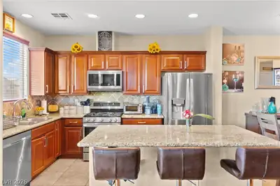 2713 River Ranch Place, North Las Vegas, NV 89081 Kitchen