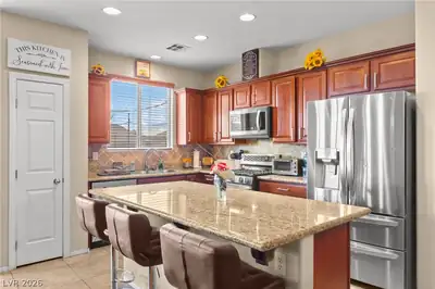 2713 River Ranch Place, North Las Vegas, NV 89081 Kitchen
