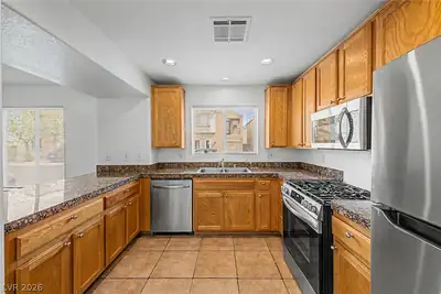 6921 Graceful Cloud Avenue Kitchen